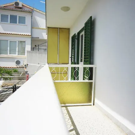 Ruza Apartamento Vodice